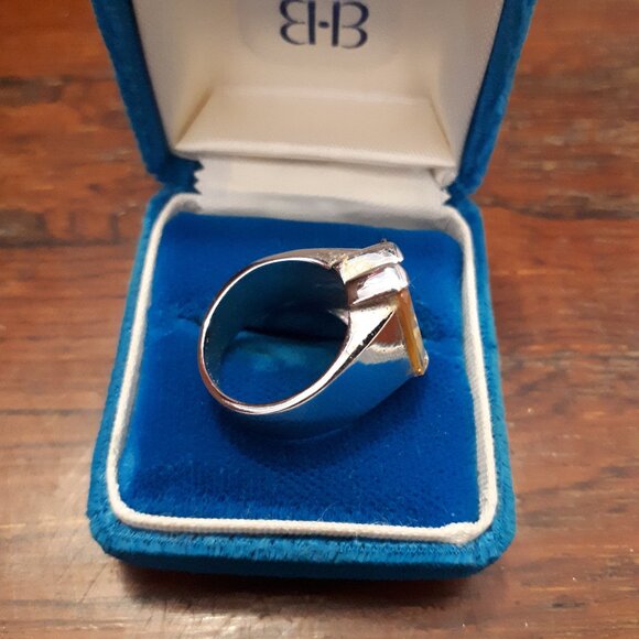 Ring - Contemporary with purple and yellow rectangular stones set in silvertone - Picture 2 of 3